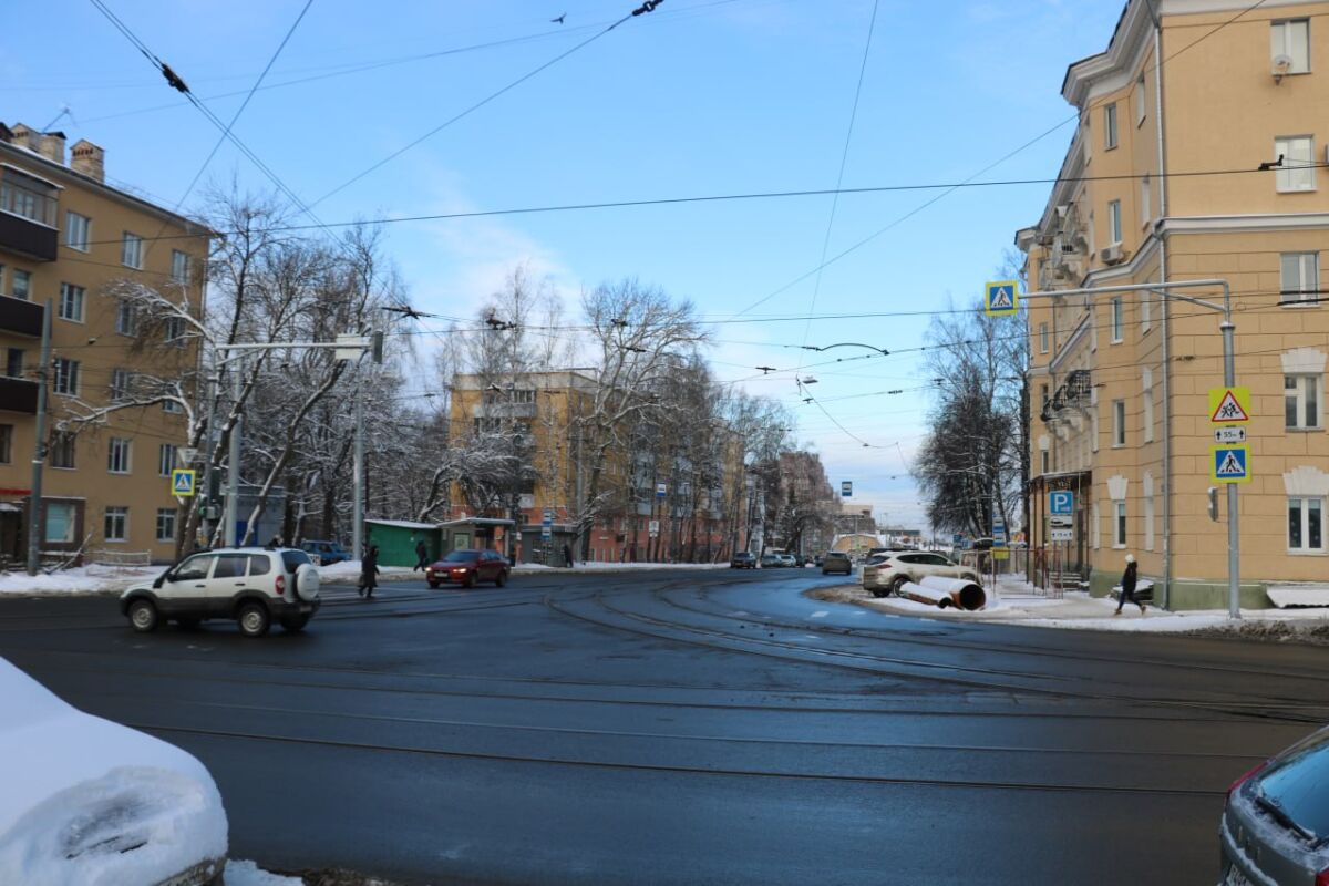 Движение трамваев по Молитовскому мосту приостановят с 17 февраля  - фото 1