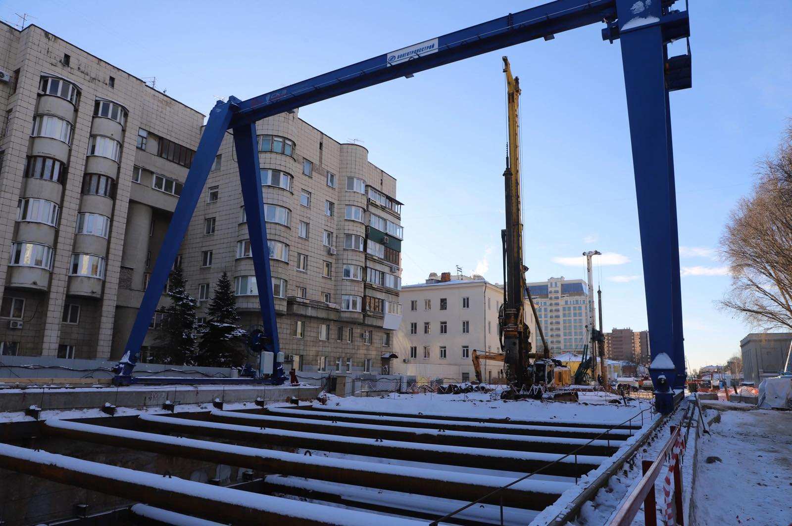 На строительстве станции метро «Театральная» в Самаре возобновили 50% работ - фото 1