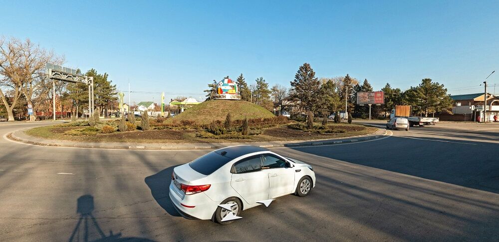 В Ростове-на-Дону демонтировали футбольный мяч с флагами - Фото 1