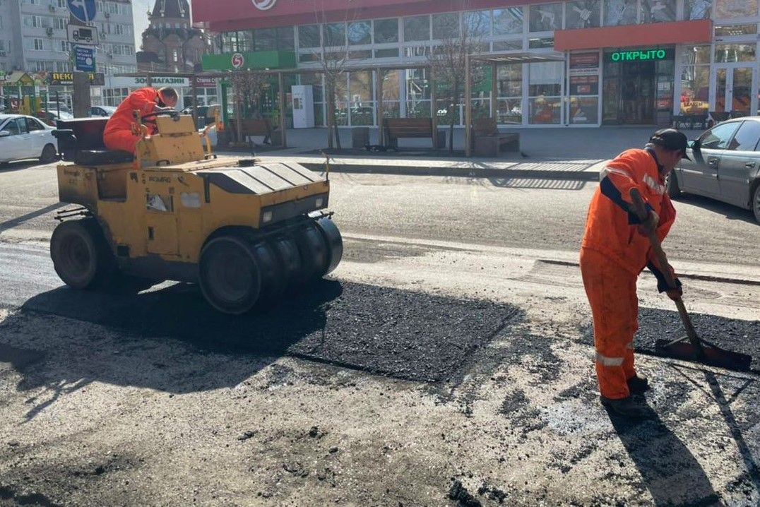 В Батайске отремонтировали более 1,5 тыс. кв. м дорожного полотна - фото 1